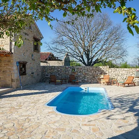 Marilu Stankovci Сasa de vacaciones Šibenik
