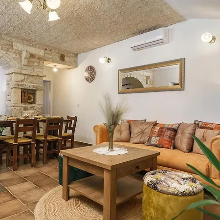 Marilu Stankovci Σίμπενικ