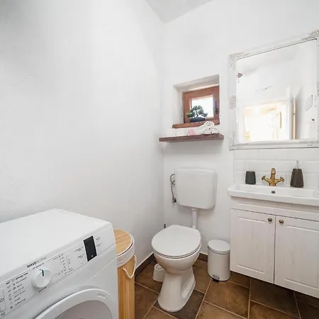 Marilu Stankovci * Σίμπενικ